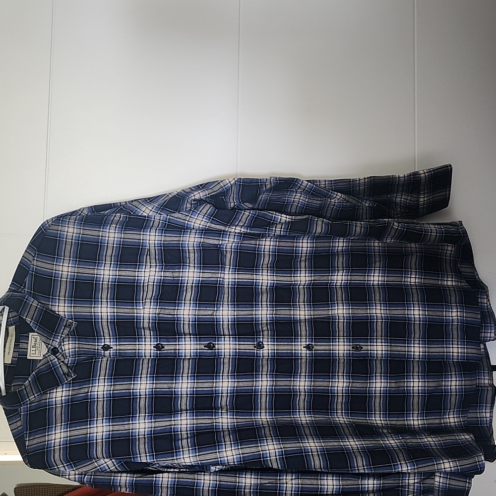 L.L. Bean Size XL Navy and Blue Plaid Shirt
